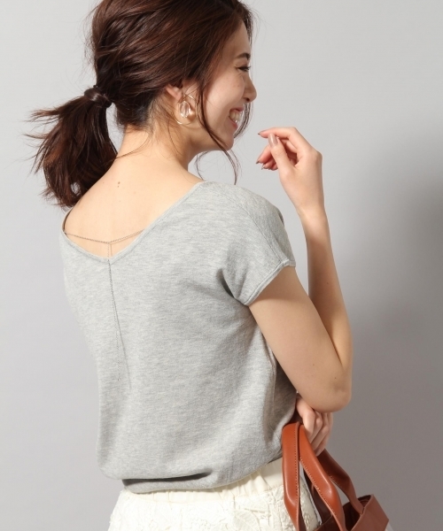 Andemiu(アンデミュウ)の「フレンチアクセツキニットプルオーバー792964(ニット/セーター・レディース・ブラック/グレー/レッド/オフホワイト・FREE)」の5枚目の写真