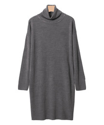 リッチカシミアタッチタートルネックニットワンピース