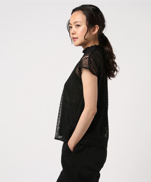 ASTORIA ODIER(アストリアオディール)の「インナー付 シャーリングネック レースブラウス(シャツ/ブラウス・レディース・ホワイト/ブラック/ベージュ/オレンジ・MEDIUM)」の6枚目の写真