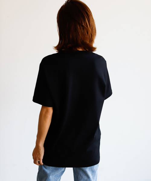 LACOSTE(ラコステ)の「【Holiday】LACOSTE コットンロゴTシャツ(Tシャツ/カットソー・レディース・ホワイト/ブラック・MEDIUM/LARGE/SMALL)」の15枚目の写真