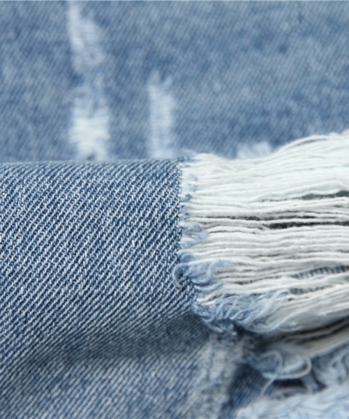 mystic(ミスティック)の「ダメージデニムテーパード(デニムパンツ・レディース・ブルー/ホワイト・1/2)」の11枚目の写真