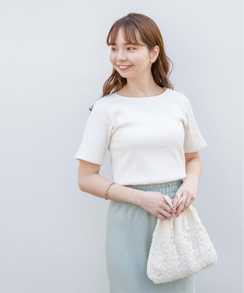 flower(フラワー)の「フューリーリボントップ(Tシャツ/カットソー・レディース・ホワイト/ベージュ/ラベンダー・FREE)」の1枚目の写真