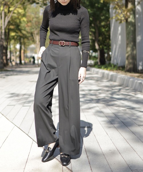 SESTO（セスト）の「かかとが踏めて靴ずれしにくい。ウッドヒールのスクエアトゥトラッドローファーパンプス（ローファー・レディース・ブラック/ダークブラウン/アイボリー/パイソン・22.5cm/23.5cm/24.5cm/25.5cm/23.0cm/24.0cm/22.0cm）」の10枚目の写真