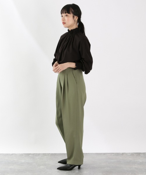 LOWRYS FARM（ローリーズファーム）の「レースネックシャーリングブラウス　895259（Tシャツ/カットソー・レディース・ホワイト/ブラック/エンジ・FREE）」の7枚目の写真