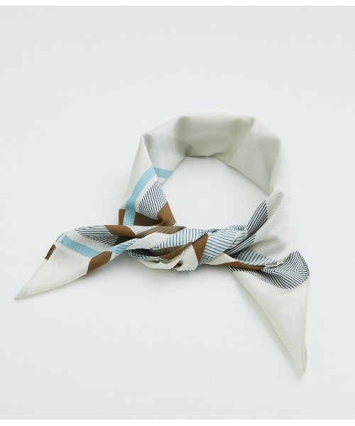 SIPULI（シプリ）の「Mantero / コットンシルク ビックチェックプリントスカーフ（ストール/ショール・レディース・ホワイト/アイボリー・フリー）」の8枚目の写真