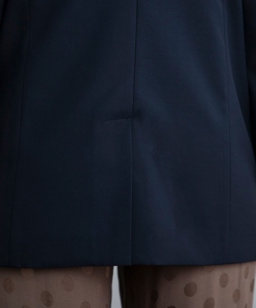 Emma Taylor（エマテイラー）の「ダブルミディジャケット（オーバーサイズ紺ブレ）（テーラードジャケット・レディース・ブラック/ネイビー/モカ・36/38）」の12枚目の写真