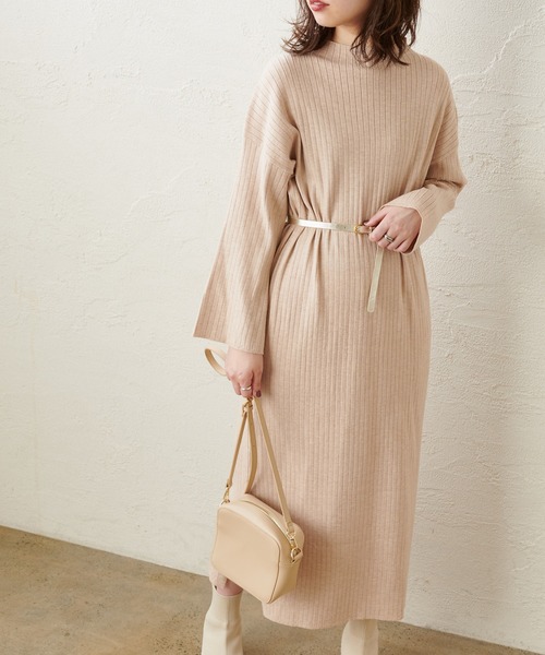 natural couture（ナチュラルクチュール）の「もちもちニットボトルネックリブワンピース（ワンピース・レディース・ブラック/ダークブラウン/ミント/モカ/ライトベージュ・FREE）」の4枚目の写真