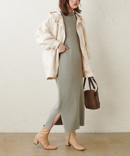 natural couture（ナチュラルクチュール）の「もちもちニットボトルネックリブワンピース（ワンピース・レディース・ブラック/ダークブラウン/ミント/モカ/ライトベージュ・FREE）」の5枚目の写真