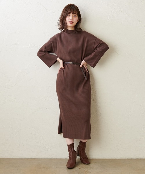 natural couture（ナチュラルクチュール）の「もちもちニットボトルネックリブワンピース（ワンピース・レディース・ブラック/ダークブラウン/ミント/モカ/ライトベージュ・FREE）」の6枚目の写真