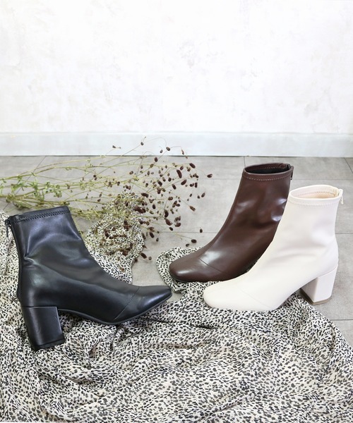 PRIVATE LABEL（プライベートレーベル）の「センターシームストレッチショートブーツ（ブーツ・レディース・ブラウン/ブラック/アイボリー・LL/M/S/L）」の15枚目の写真