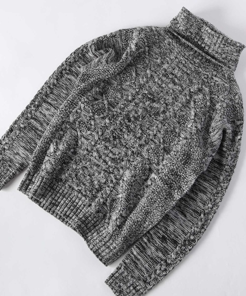 ADPOSION（アドポーション）の「ケーブル編みタートルネックニット（ニット/セーター・メンズ・ブラック×グレー/グレー/杢グレー/ブラウン/ネイビー/ホワイト×グレー/ブラック/アイボリー・X-LARGE/MEDIUM/LARGE）」の7枚目の写真