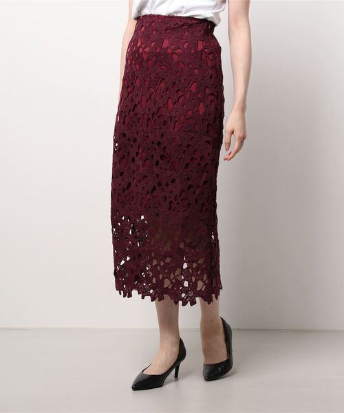 KOBE LETTUCE（コウベレタス）の「フラワーレースタイトスカート（スカート・レディース・ブラック/キャメル/ローズ/ベージュ/イエロー系その他/ブルー系その他/ワイン/ブルー系その他2/ダークグリーン/グリーン/ラベンダー・FREE/S/M）」の17枚目の写真