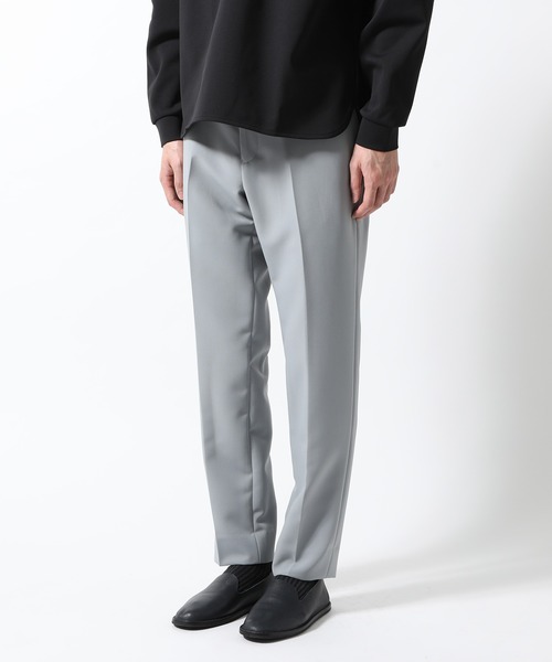 ADAM ET ROPE'（アダムエロペ）の「ライトダブルクロス スリムイージースラックス（スラックス・メンズ・ダークグリーン/ネイビー/グレー・M/L）」の2枚目の写真