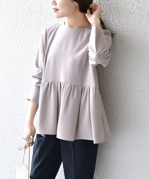 SHIPS（シップス）の「ウエストペプラムブラウス◇（シャツ/ブラウス・レディース・ブラック/グレー・36/38）」の2枚目の写真