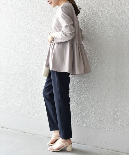 SHIPS（シップス）の「ウエストペプラムブラウス◇（シャツ/ブラウス・レディース・ブラック/グレー・36/38）」の18枚目の写真