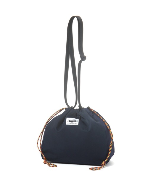 niko and...(ニコアンド)の「配色巾着ショルダーバッグ(ショルダーバッグ・メンズ・ネイビー/グリーン/チャコール・0)」の11枚目の写真