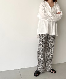 CANAL JEAN | via j(ヴィアジェイ) レオパードプリーツパンツ(その他パンツ)
