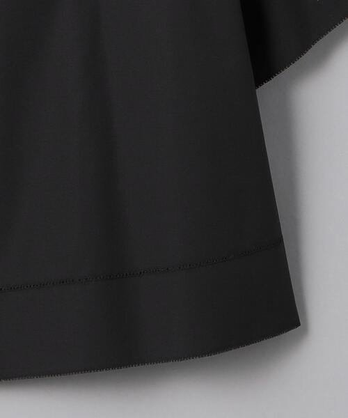 UNITED ARROWS（ユナイテッドアローズ）の「UWCC シャーリング オフショルダー ブラウス◆（シャツ/ブラウス・レディース・ブラック/ホワイト・FREE）」の11枚目の写真