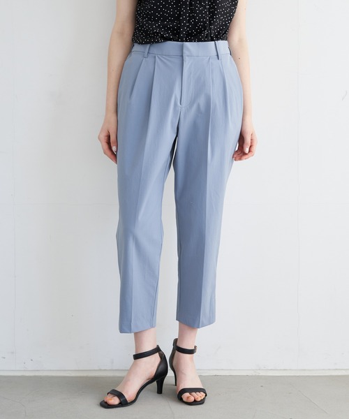 YECCA VECCA（イェッカヴェッカ）の「P.2wayストレッチタックパンツ　＊（その他パンツ・レディース・ライトブルー/グリーン/グレイッシュベージュ/ダークネイビー・SMALL/MEDIUM）」の3枚目の写真