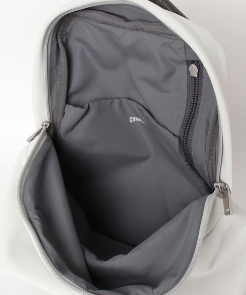 美品 CAMPER カンペール Naia リュック バッグ レザー ユニセックス CAMPER（カンペール）の「[カンペール] Naia リュック