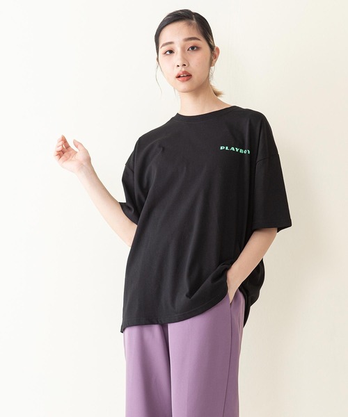 PLAYBOY(プレイボーイ)の「【PLAY BOY/プレイボーイ】水着ラビット柄 バックプリント ビッグシルエット プリントTシャツ(Tシャツ/カットソー・レディース・オフホワイト/ブラック/ダークパープル・LARGE/MEDIUM)」の13枚目の写真
