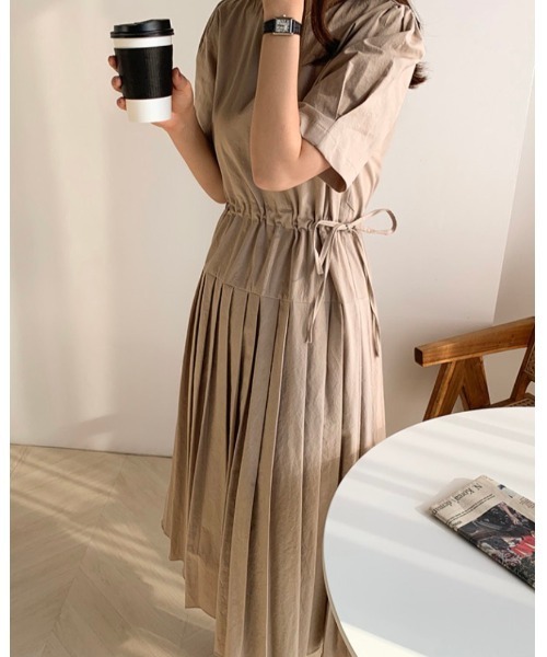 DAIS-Y（デイジー）の「【低身長さんおすすめ】プリーツ切り替え パフスリーブミディワンピース（ワンピース・レディース・ベージュ/アイボリー/ラベンダー・FREE）」の6枚目の写真