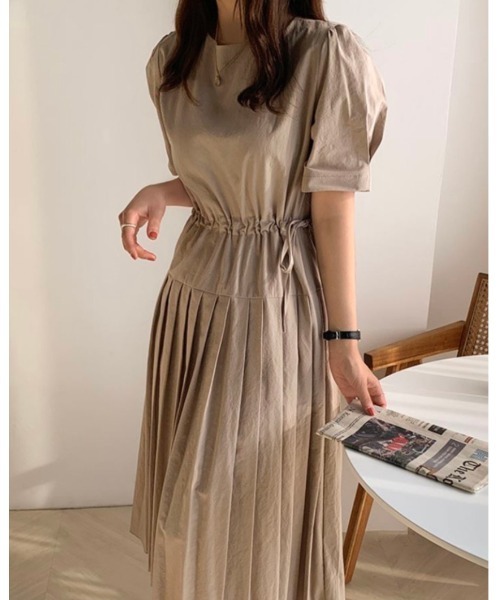 DAIS-Y（デイジー）の「【低身長さんおすすめ】プリーツ切り替え パフスリーブミディワンピース（ワンピース・レディース・ベージュ/アイボリー/ラベンダー・FREE）」の7枚目の写真