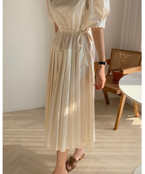 DAIS-Y（デイジー）の「【低身長さんおすすめ】プリーツ切り替え パフスリーブミディワンピース（ワンピース・レディース・ベージュ/アイボリー/ラベンダー・FREE）」の12枚目の写真