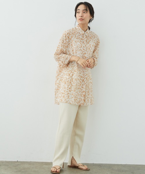 SALON adam et rope'（サロン アダム エ ロペ）の「リブリラックスパンツ［MEDI Veil］【抗菌・消臭・UVケア】（その他パンツ・レディース・ベージュ/カーキ/ライトグリーン・FREE）」の14枚目の写真