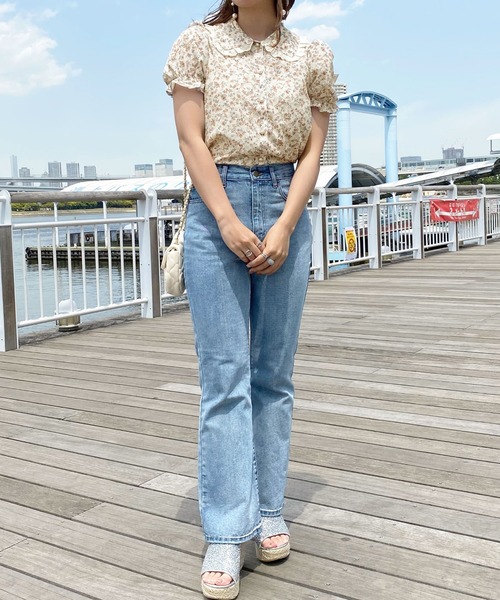 apres jour（アプレジュール）の「花柄コットンレースフリルブラウス【ZOZOTOWN限定アイテム】（シャツ/ブラウス・レディース・アイボリー/オフホワイト・X-LARGE/フリー）」の6枚目の写真
