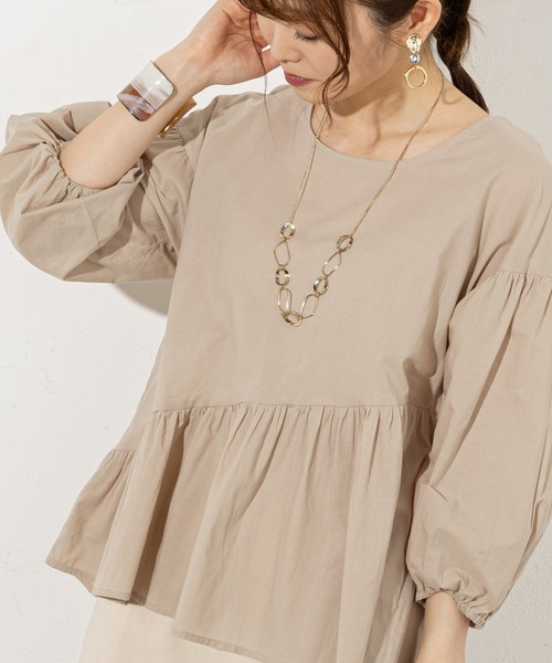 prose verse(プロズヴェール)の「アシンメトリー裾フレアブラウス(シャツ/ブラウス・レディース・ブラック/オフホワイト/ブラウン/ベージュ・フリ-)」の4枚目の写真