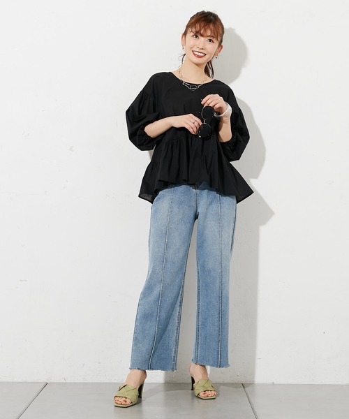 prose verse(プロズヴェール)の「アシンメトリー裾フレアブラウス(シャツ/ブラウス・レディース・ブラック/オフホワイト/ブラウン/ベージュ・フリ-)」の5枚目の写真