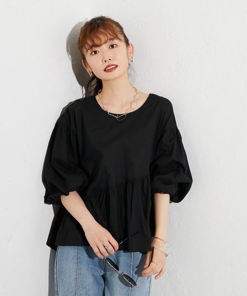prose verse(プロズヴェール)の「アシンメトリー裾フレアブラウス(シャツ/ブラウス・レディース・ブラック/オフホワイト/ブラウン/ベージュ・フリ-)」の15枚目の写真