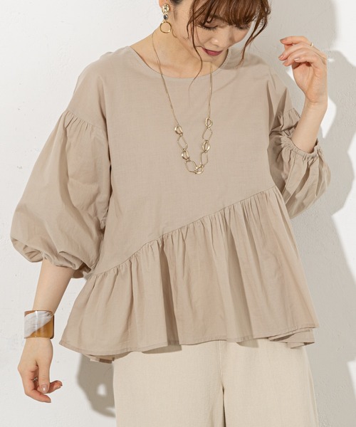 prose verse(プロズヴェール)の「アシンメトリー裾フレアブラウス(シャツ/ブラウス・レディース・ブラック/オフホワイト/ブラウン/ベージュ・フリ-)」の21枚目の写真