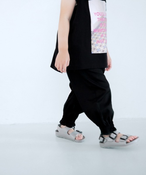 LOWRYS FARM(ローリーズファーム)の「Cツイルスソシボリパンツ 958469(その他パンツ・キッズ・ブラック/カーキ・110cm/120cm/130cm)」の2枚目の写真