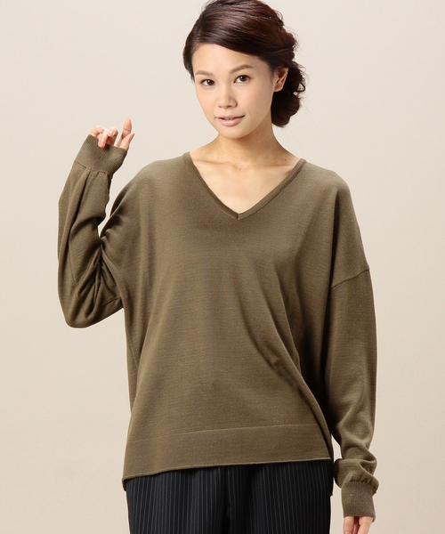 BEAUTY&YOUTH UNITED ARROWS(ビューティーアンドユースユナイテッドアローズ)の「BYTF プレーンVネックニットプルオーバー◆(ニット/セーター・レディース・ブラック/オリーブ/ロイヤルブルー・フリー)」の1枚目の写真