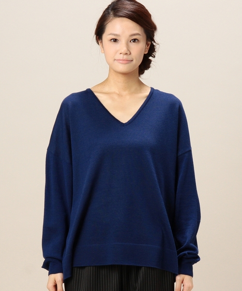 BEAUTY&YOUTH UNITED ARROWS(ビューティーアンドユースユナイテッドアローズ)の「BYTF プレーンVネックニットプルオーバー◆(ニット/セーター・レディース・ブラック/オリーブ/ロイヤルブルー・フリー)」の5枚目の写真