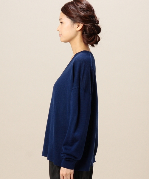 BEAUTY&YOUTH UNITED ARROWS(ビューティーアンドユースユナイテッドアローズ)の「BYTF プレーンVネックニットプルオーバー◆(ニット/セーター・レディース・ブラック/オリーブ/ロイヤルブルー・フリー)」の6枚目の写真