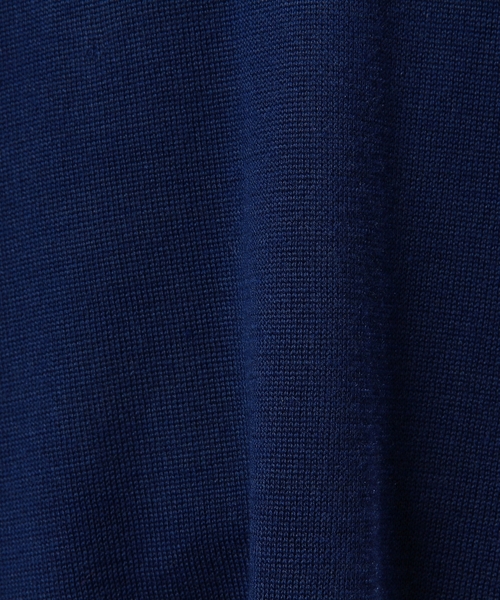 BEAUTY&YOUTH UNITED ARROWS(ビューティーアンドユースユナイテッドアローズ)の「BYTF プレーンVネックニットプルオーバー◆(ニット/セーター・レディース・ブラック/オリーブ/ロイヤルブルー・フリー)」の10枚目の写真