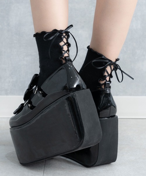 DearMyLove（ディアマイラブ）の「バックレースアップショートソックス（ソックス/靴下・レディース・ホワイト/ブラック・23-25cm）」の6枚目の写真