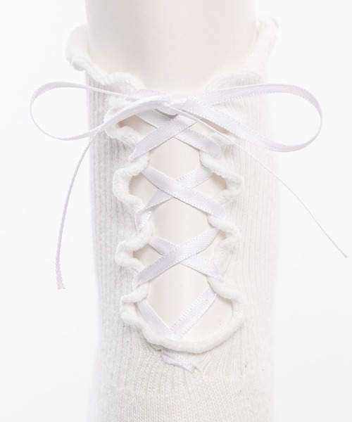DearMyLove（ディアマイラブ）の「バックレースアップショートソックス（ソックス/靴下・レディース・ホワイト/ブラック・23-25cm）」の9枚目の写真