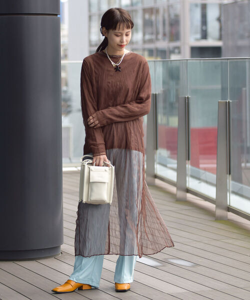 Ray BEAMS（レイビームス）の「Ray BEAMS / チュール バックボタン ワンピース（ワンピース・レディース・サックスブルー/ダークブラウン・ONE SIZE）」の5枚目の写真