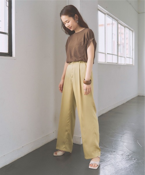 titivate(ティティベイト)の「センタープレスサテンワイドパンツ(その他パンツ・レディース・イエロー/オレンジ/ライトグリーン/ライトベージュ・S/M/L)」の17枚目の写真