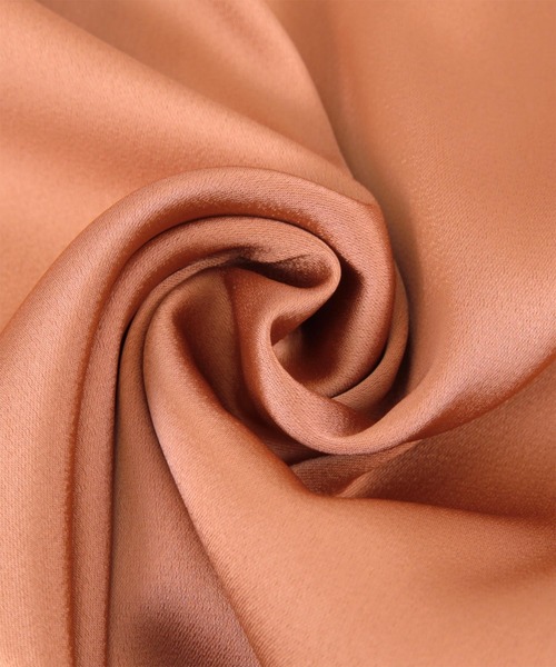 titivate(ティティベイト)の「センタープレスサテンワイドパンツ(その他パンツ・レディース・イエロー/オレンジ/ライトグリーン/ライトベージュ・S/M/L)」の9枚目の写真