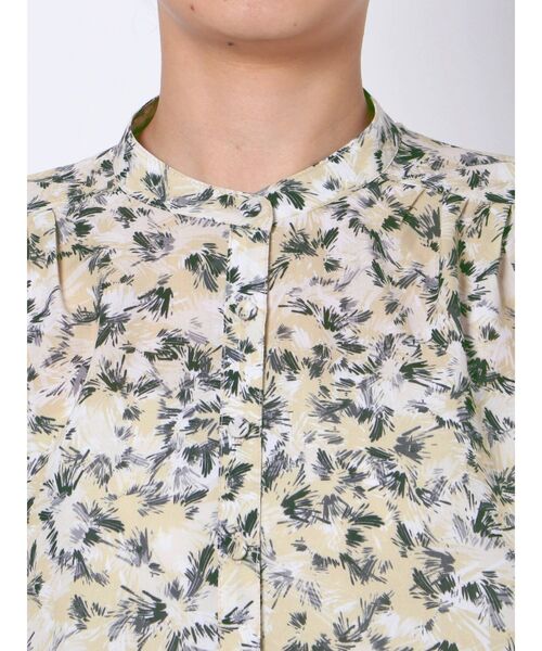 ELENDEEK（エレンディーク）の「フラワープリントボイルブラウス（シャツ/ブラウス・レディース・ベージュ/カーキ・FREE）」の17枚目の写真