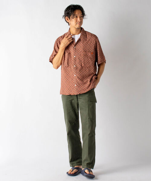 UNIVERSAL OVERALL（ユニバーサルオーバーオール）の「【UNIVERSAL OVERALL】オープンカラーシャツ #U2113168-B（シャツ/ブラウス・メンズ・レッド/ブラウン系その他/ブルー系その他・MEDIUM/LARGE/SMALL）」の21枚目の写真