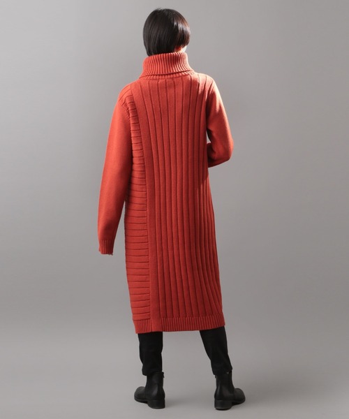 AVIREX（アヴィレックス）の「タートルボタンニットワンピース/ TURTLE BUTTON KNIT ONEPIECE（ワンピース・レディース・チャコールグレー/モカ/オレンジ・SMALL/MEDIUM）」の4枚目の写真