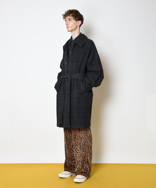 SUPERTHANKS（スーパーサンクス）の「ボックスステッチステンカラーコート■セットアップ対応■(ユニセックス)（ステンカラーコート・メンズ・ブラック/ベージュ/ブルー/ブラック系その他・S/M/L）」の11枚目の写真