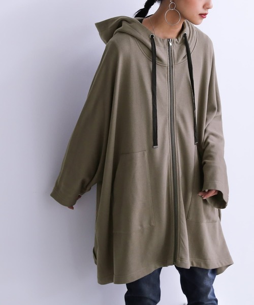 osharewalker（オシャレウォーカー）の「【廃盤】『ポンチョデザインパーカー』（パーカー・レディース・グレイッシュベージュ/ブラック・FREE）」の5枚目の写真