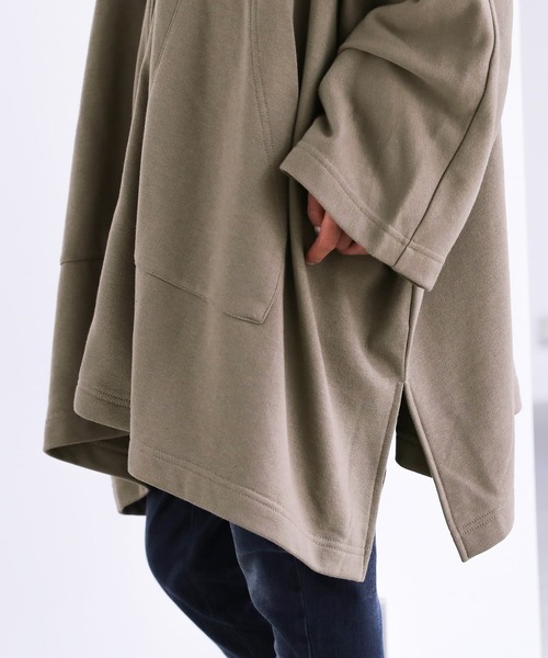 osharewalker（オシャレウォーカー）の「【廃盤】『ポンチョデザインパーカー』（パーカー・レディース・グレイッシュベージュ/ブラック・FREE）」の11枚目の写真